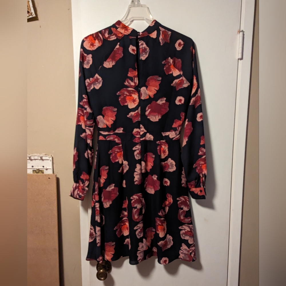 NWT $89 Banana Republic Navy Red Floral Print Long Sleeve Mock Neck Dress Size 2